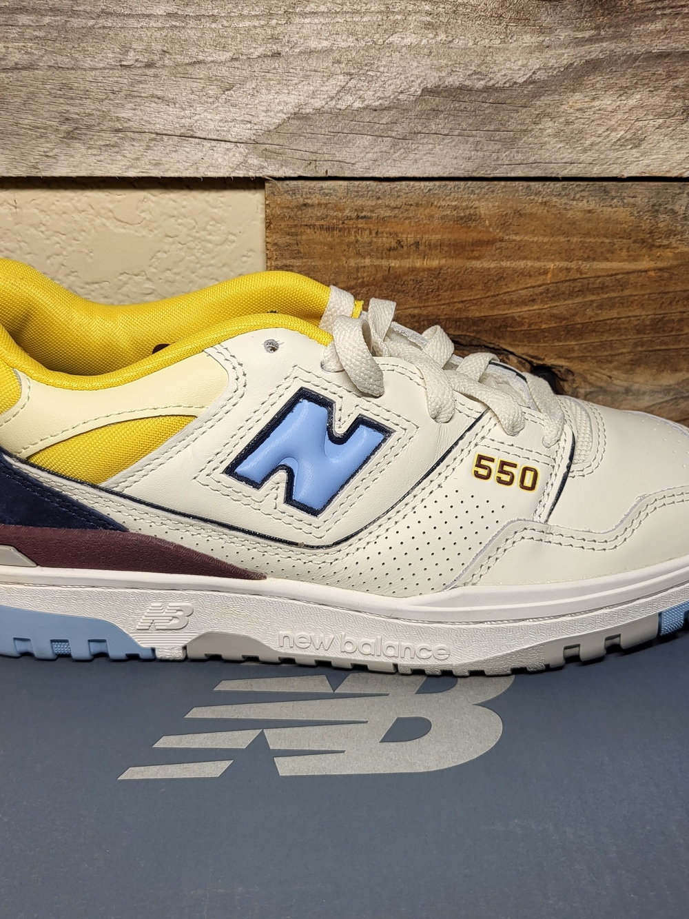 *NEW* New Balance 550 Marquette Sport Shoe BB550NCF Size Men’s 6 Women's 7